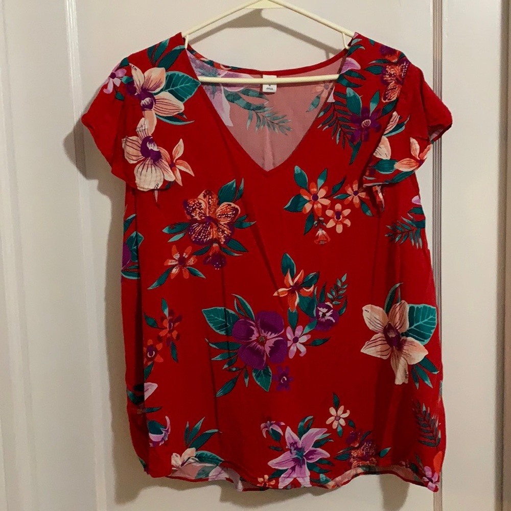 Hawaiian flower cap sleeve shirt